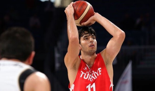 Ege Arar Manisa BBSK'da