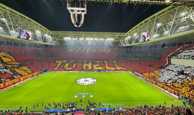 Galatasaray - Manchester United maçını 51 bin 741 taraftar izledi!