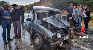 Minibüs ile otomobil çarpıştı: 7 yaralı