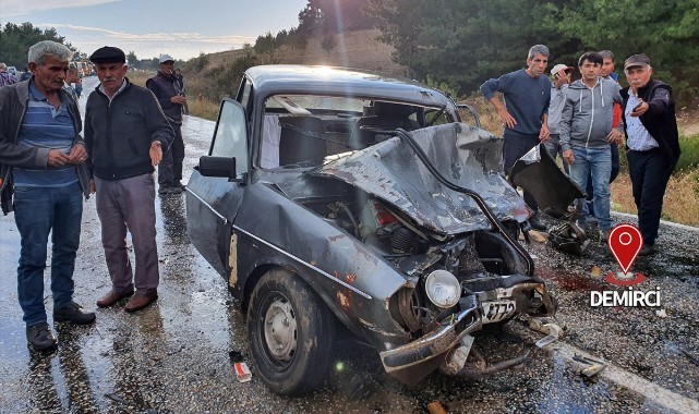 Minibüs ile otomobil çarpıştı: 7 yaralı