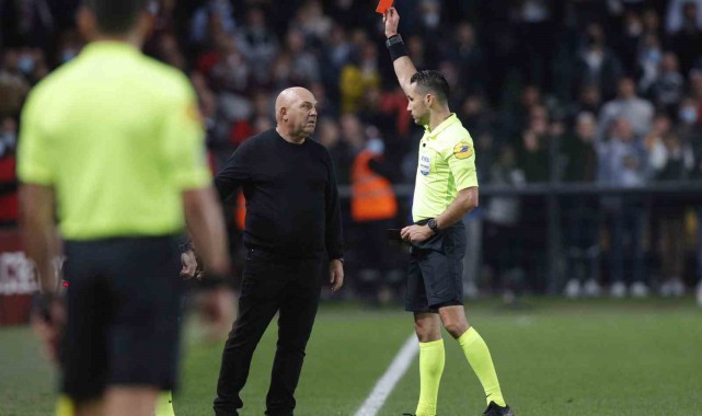 Nordsjaelland-Fenerbahçe maçının hakemi belli oldu