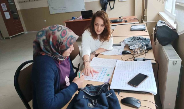 Sarıgöl'de okuma yazma bilmeyen kalmayana kadar kurs açılacak