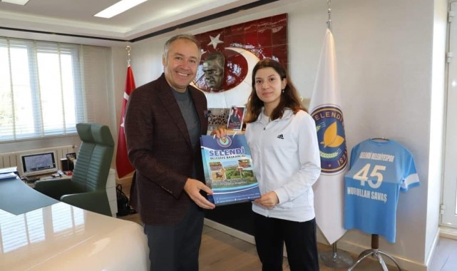 Selendi'nin altın kızı Türkiye Şampiyonu oldu