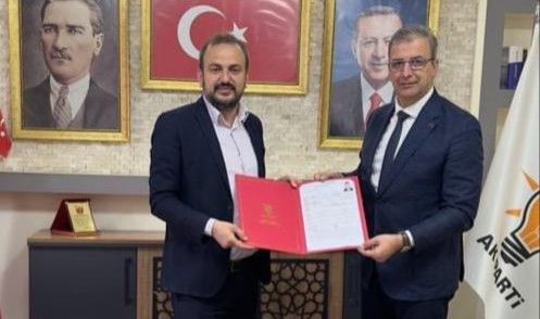 Turgutlu Ak Parti'de bir isim daha başvurusunu yaptı