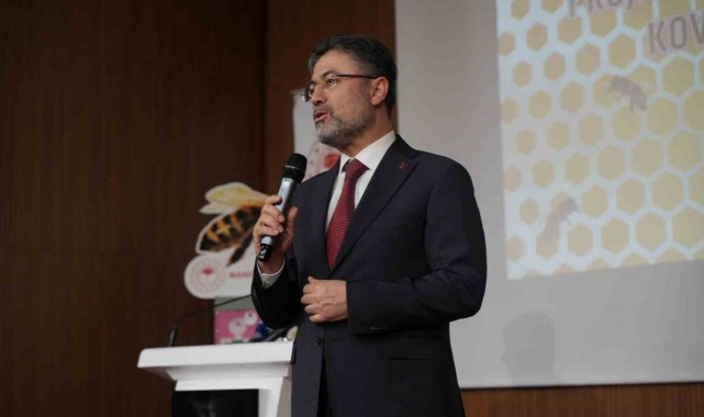 Bakan Yumaklı: "Bal üretiminde dünyanın bir numarasına oturacağız"