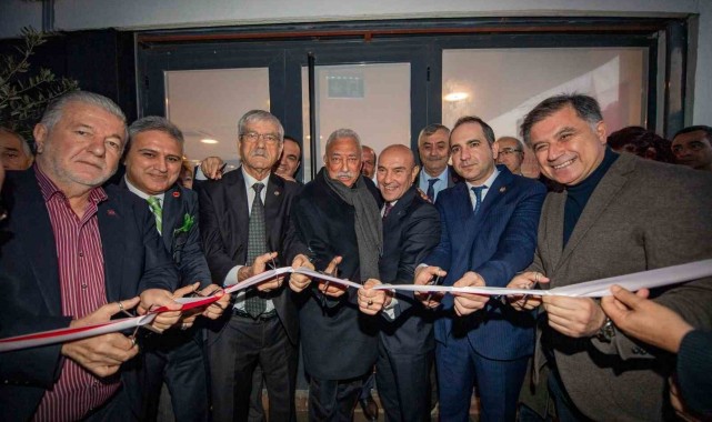 Başkan Soyer'e meclis üyeleri birliği ve sivil toplumdan destek