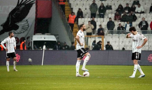 Beşiktaş ligin ilk yarısında istikrarı sağlayamadı