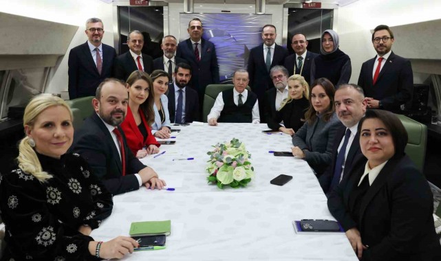 Cumhurbaşkanı Erdoğan'dan Macaristan dönüşü açıklamalar