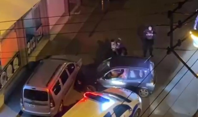 'Dur' ihtarına uymayarak kaçan uyuşturucu satıcıları yakalandı