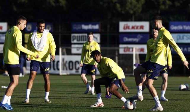 Fenerbahçe, Süper Kupa maçı hazırlıklarını sürdürdü