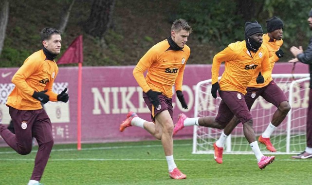 Galatasaray, Kopenhag maçı hazırlıklarına ara vermeden başladı