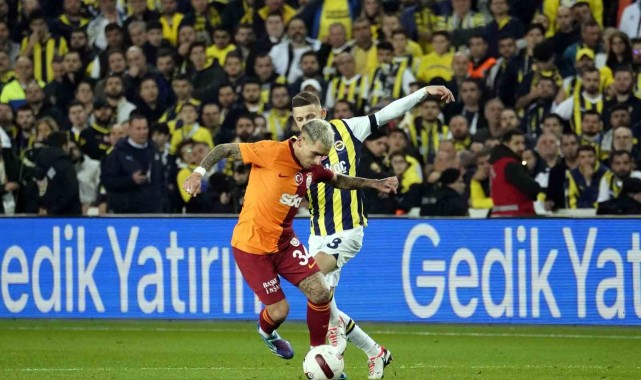 Lucas Torreira ve Sacha Boey cezalı duruma düştü