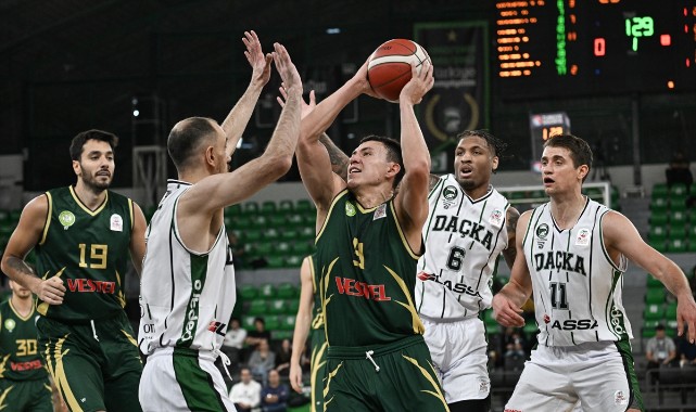 Manisa BBSK potada Darüşşafaka'yı son saniyede yıktı: 87-89