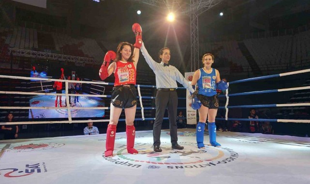 Manisalı sporcudan gümüş madalya!