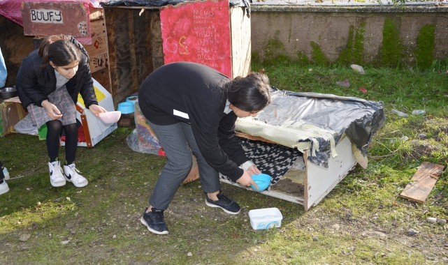 Minik öğrenciler can dostları unutmadı