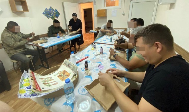 Turgutlu'da yükümlülerin el sanatları görücüye çıktı