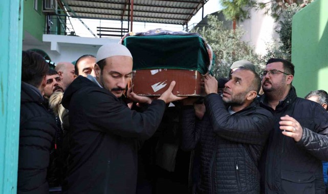 12 yaşında bıçakla öldürülen Behiye son yolculuğuna uğurlandı