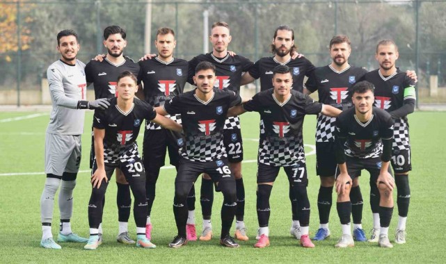 1965 Manisa Spor Kulübü hedefe emin adımlarla koşuyor