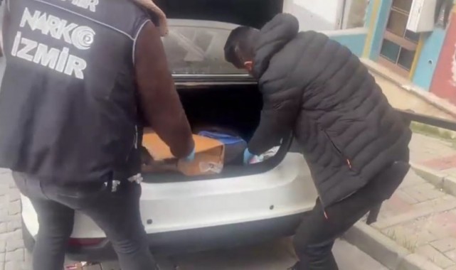 5 adrese yapılan uyuşturucu operasyonunda 8 şüpheli tutuklandı