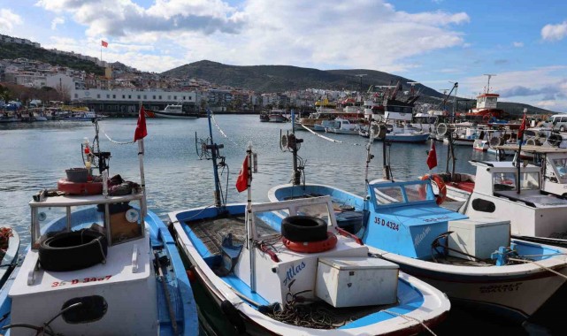 Batan balıkçı teknesinde ölen 3 kişi son yolculuğuna uğurlandı