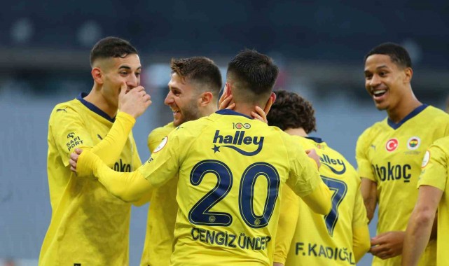 Fenerbahçe, bu sezon 3. kez 5 golle kazandı