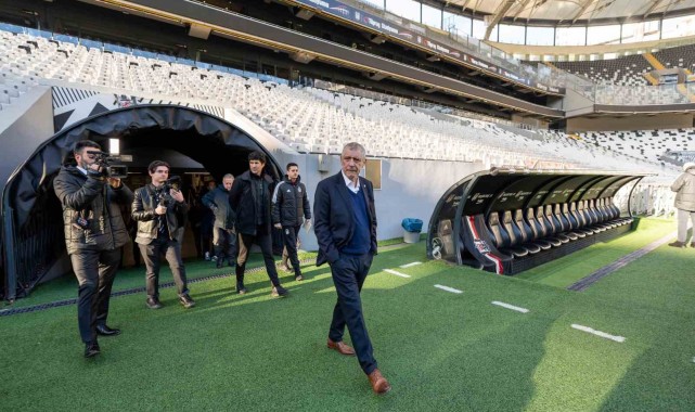 Fernando Santos, Tüpraş Stadyumu'nda incelemelerde bulundu