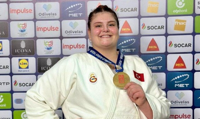 Hilal Öztürk'ten Türkiye'ye altın madalya!