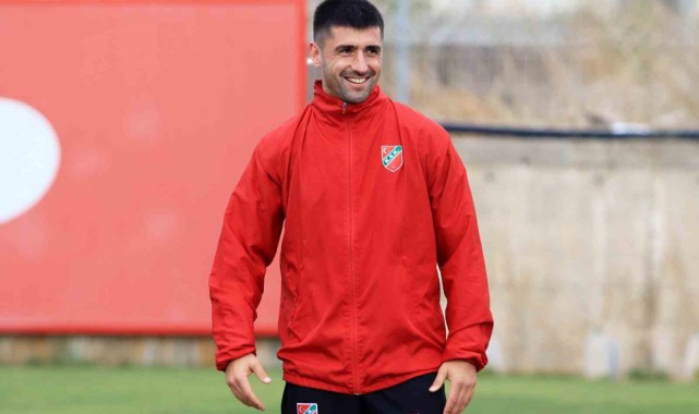Karşıyakalı Yasin Ozan gol krallığında zirvede