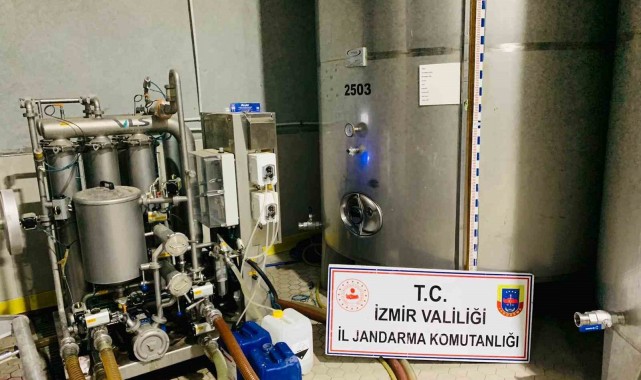 Kemalpaşa'da yaklaşık 6 bin litre kaçak etil alkol ele geçirildi!