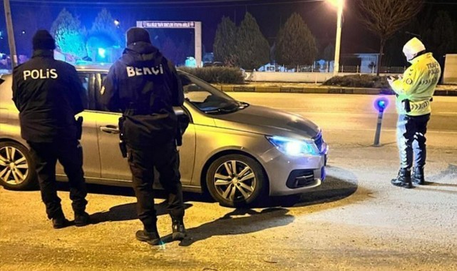 Manisa'da ''Güven Huzur Uygulaması'': 10 aranan şahıs yakalandı!