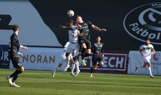 Manisa FK, Kocaelispor'u devirdi: 2-1