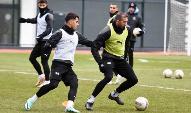 Manisa FK'da Tuzlaspor maçı hazırlıkları devam ediyor