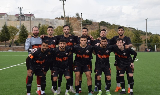 Manisa SAL'da liderler namağlup yoluna devam ediyor