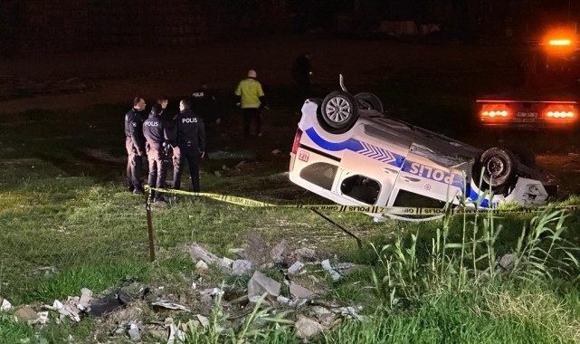 Polis aracı şarampole uçtu: 3 polis yaralı