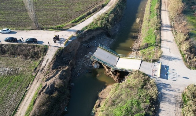 Sağanak yağış sonrası yıkılan o köprü yeniden inşa edilecek