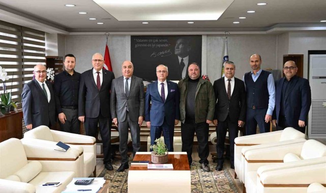 Salihli Belediyesi'nde en düşük işçi ücreti 25 bin lira oldu