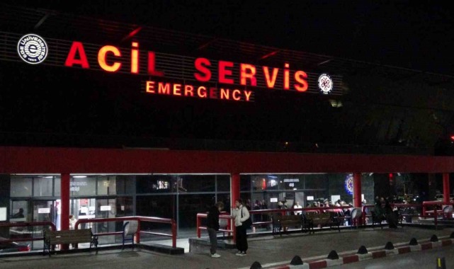 Şüpheli araç kovalayan motosikletli polis ekibi kaza yaptı: 2 yaralı