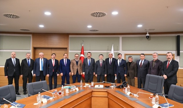 Tarım ve Orman Bakanı Yumaklı, TÜDKİYEB'i ağırladı