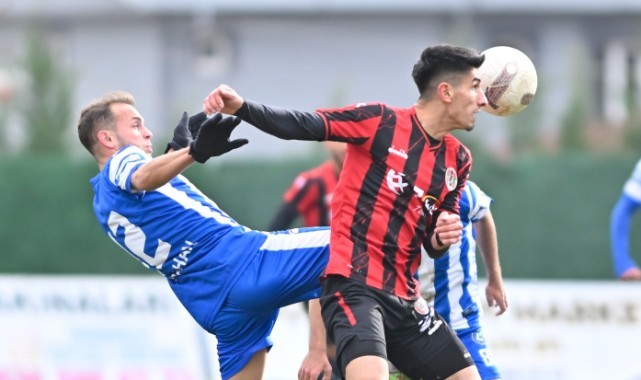 Turgutluspor ikinci yarıya kazanarak başladı: 1-2