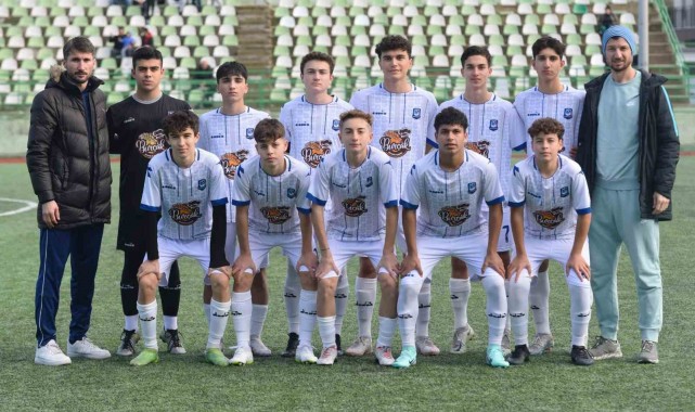 Yunusemre'nin U16'ları adım adım Türkiye Şampiyonası'na