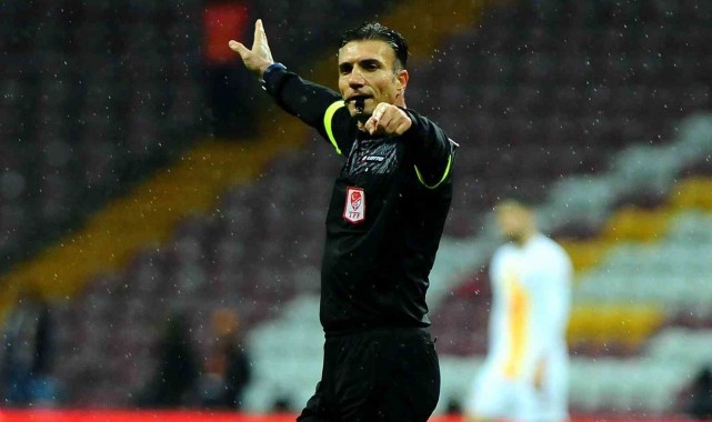 Antalyaspor - Fenerbahçe maçının VAR hakemi belli oldu
