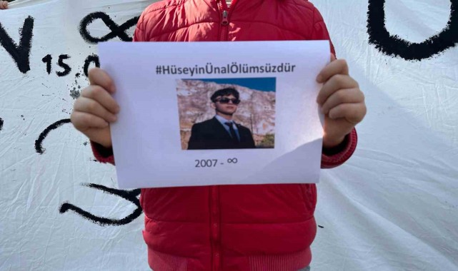 Arkadaşı tarafından öldürülen 17 yaşındaki Hüseyin Ünal'ın ailesi katile yardım edenlerin de ceza almasını istiyor