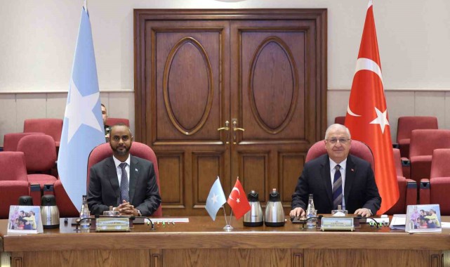 Bakan Güler: "Somali, Türkiye'nin Afrika'da önemli bir ortağıdır"