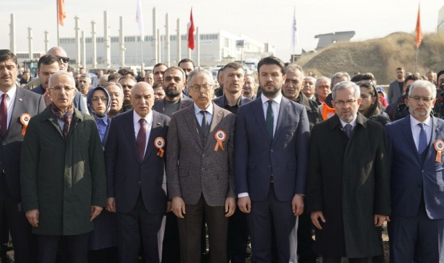 Bakan Uraloğlu: "2002 yılından bu yana 250 milyar dolarlık yatırım yaptık"