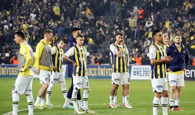 Fenerbahçe, evinde 4. kez puan kaybetti