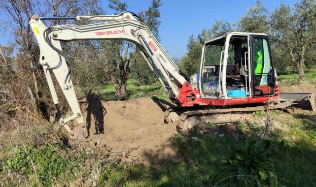 Manisa il genelinde dere temizlikleri devam ediyor