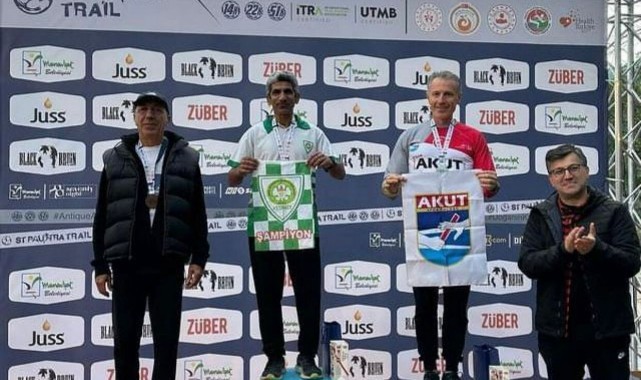 Manisalı Ahmet Bayram Antalya'da zirveyi bırakmadı