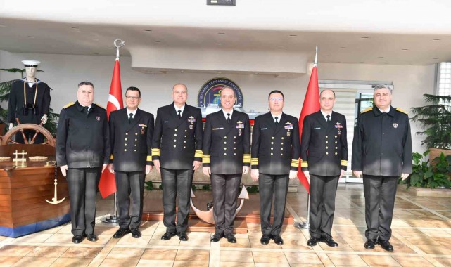 Oramiral Tatlıoğlu uçak gemisi konsept tasarımıyla ilgili incelemelerde bulundu