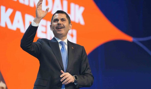 Sanatçı Orhan Gencebay, Başkan Adayı Murat Kurum'a özel şarkı besteledi