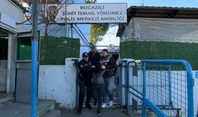 Taksicinin sırtına makas saplayan zanlı tutuklandı